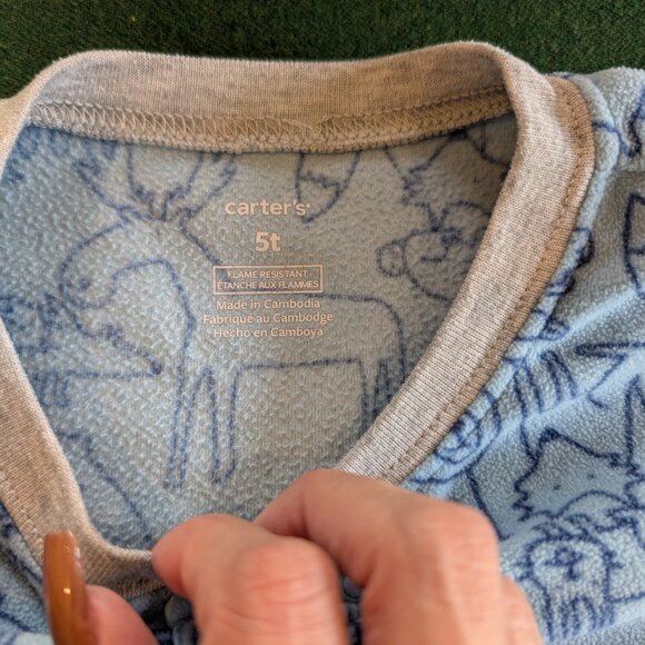 Bundle of Carter's Boy's Full-zip, Fleece, Footed Pajamas 5T 💙 - Picture 9 of 9